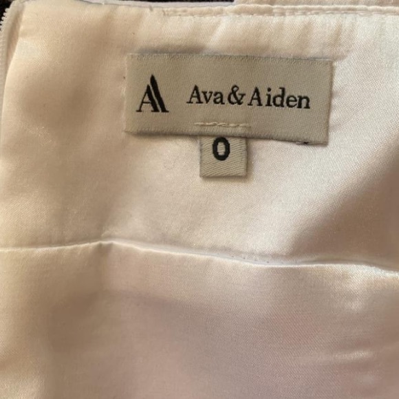 Ava & Aiden Midi Pencil Dress with Sweetheart Neck - Picture 3 of 3